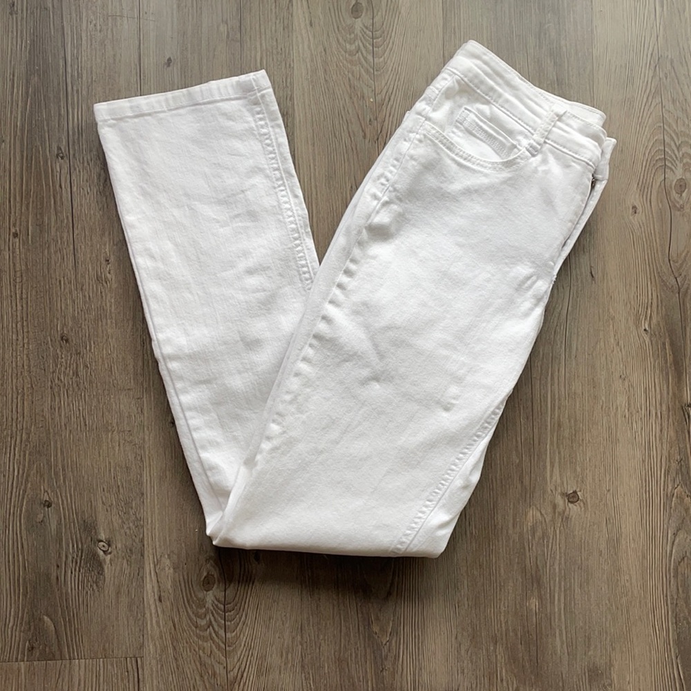 Jones New York White Sutton Straight Fit Jeans